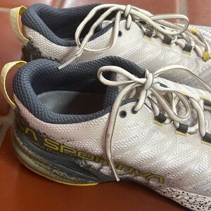 SPORTIVA AKASHA Women’s Runners